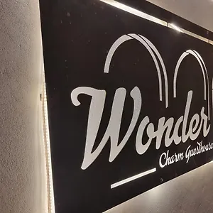 Wonder Charm Affittacamere